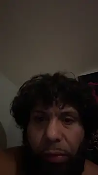 Snapshot of Lunablu13 chatting on 12/16/25, 04:50 Lunablu13 online show from 12/16/25, 04:50