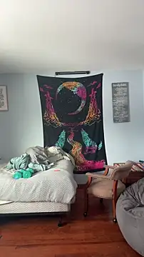 Snapshot of Lunablu13 chatting on 01/05/26, 07:17 Lunablu13 online show from 01/05/26, 07:17