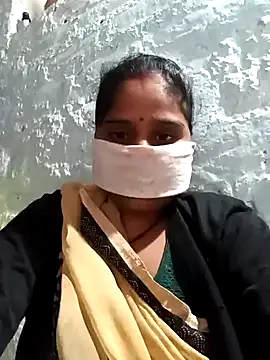 Sheema tyagi online show from 10/28/25, 07:12