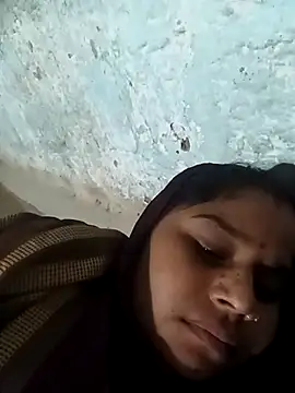 Sheema tyagi online show from 10/29/25, 06:09