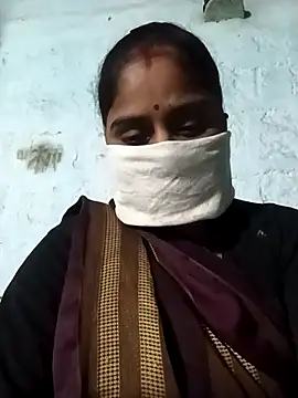 Sheema tyagi online show from 11/10/25, 11:04