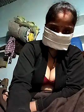 Sheema tyagi online show from 11/16/25, 08:36