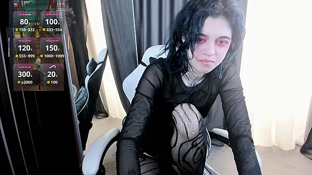 NoelleGothicShadow online show from 04/05/26, 10:51