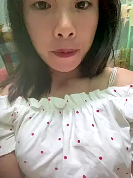 Snapshot of tieu_muoi chatting on 09/25/25, 05:11 tieu muoi online show from 09/25/25, 05:11
