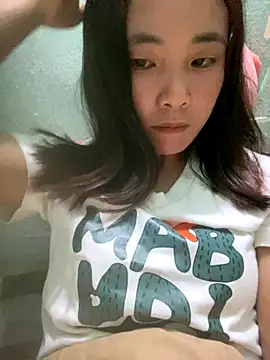 Snapshot of tieu_muoi chatting on 10/23/25, 01:43 tieu muoi online show from 10/23/25, 01:43