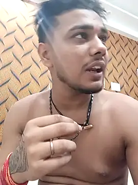 romantic couple1 online show from 10/02/25, 03:13