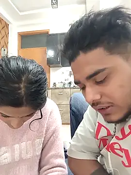 romantic couple1 online show from 12/18/25, 12:49