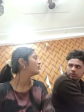 romantic couple1 online show from 03/06/26, 01:02