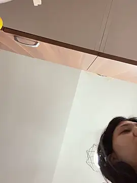 Snapshot of PrincessYYara chatting on 10/26/25, 05:02 PrincessYYara online show from 10/26/25, 05:02