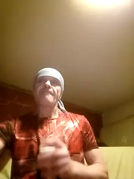 Kuba Gd online show from 12/18/25, 03:29