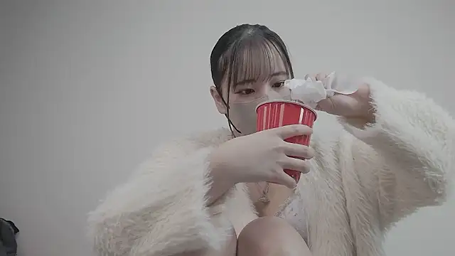 CocoaMilk18 online show from 12/04/25, 12:47