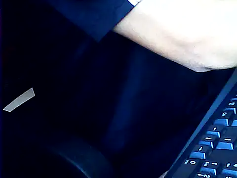 hotboydon2495 online show from 10/13/25, 02:00