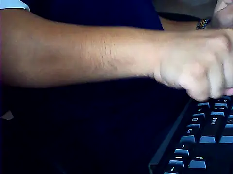 hotboydon2495 online show from 10/14/25, 08:04