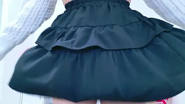 Hinata Sun online show from 02/01/26, 09:13