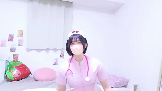 Hinata Sun online show from 05/10/26, 01:27