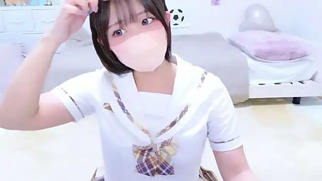 Hinata Sun online show from 07/11/26, 12:30
