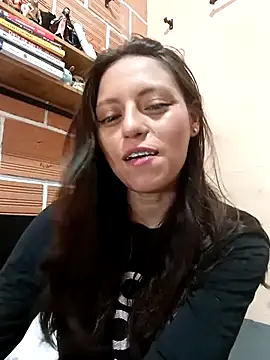 Lahila  online show from 03/15/26, 06:47