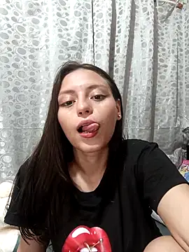 Lahila  online show from 03/18/26, 03:48