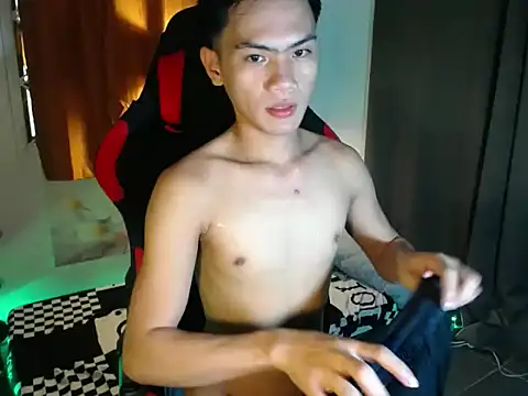 alex cummer online show from 05/13/26, 03:04