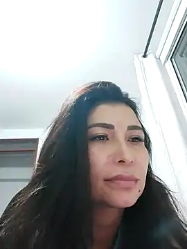 Snapshot of mia_mancinii chatting on 11/20/25, 09:47 mia mancinii online show from 11/20/25, 09:47