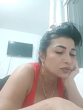 Snapshot of mia_mancinii chatting on 12/02/25, 12:05 mia mancinii online show from 12/02/25, 12:05