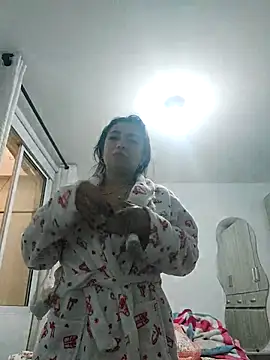 Snapshot of mia_mancinii chatting on 02/17/26, 05:08 mia mancinii online show from 02/17/26, 05:08