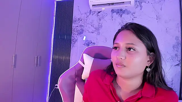 Laly Cherry  online show from 10/21/25, 12:39