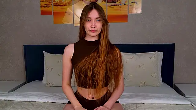 AmadaReine online show from 03/13/26, 04:46