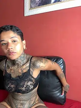 Snapshot of xbigpeach chatting on 09/12/25, 05:57 xbigpeach online show from 09/12/25, 05:57