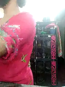 Snapshot of hezabi_queen07 chatting on 09/20/25, 06:36 hezabi queen07 online show from 09/20/25, 06:36