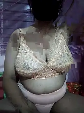 Snapshot of hezabi_queen07 chatting on 10/06/25, 05:21 hezabi queen07 online show from 10/06/25, 05:21