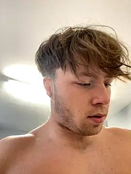 harleybarker online show from 11/10/25, 01:21