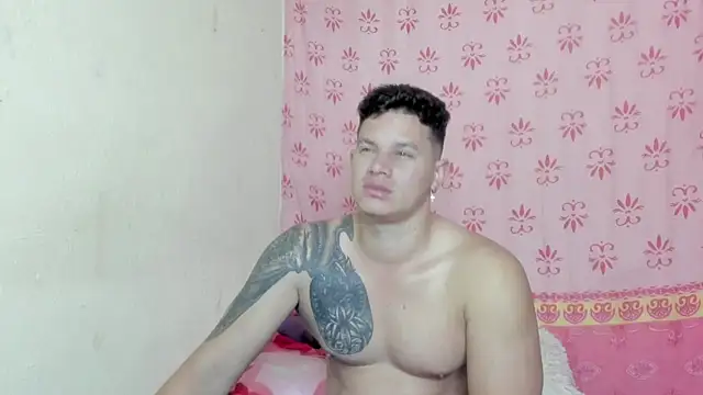 Snapshot of EclipseandFlame chatting on 11/05/25, 02:28 EclipseandFlame online show from 11/05/25, 02:28