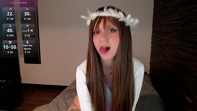 Snapshot of babedooll chatting on 11/02/25, 02:03 babedooll online show from 11/02/25, 02:03