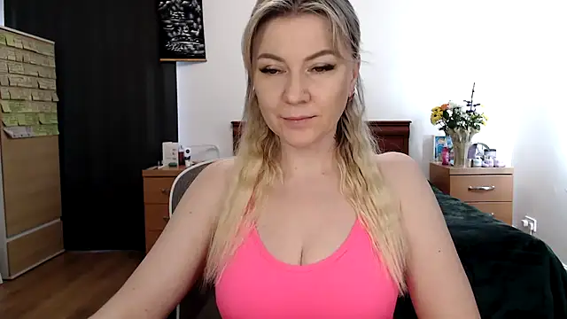 ParadiseAlina online show from 04/05/26, 05:10