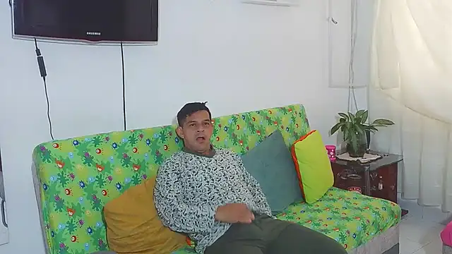 Nicolletorres2 online show from 02/13/26, 03:41