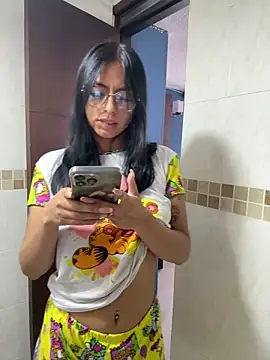 Clawd hot online show from 11/30/25, 04:11