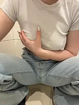 Cumonmme online show from 12/20/25, 09:11