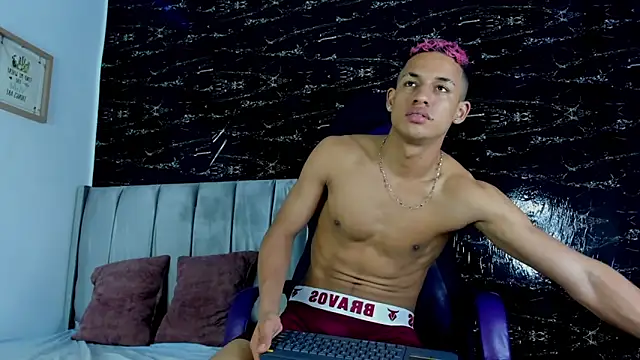 Jhos Smith online show from 03/23/26, 04:16