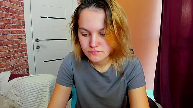 Snapshot of Hot___Jess chatting on 11/01/25, 03:08 Hot Jess online show from 11/01/25, 03:08