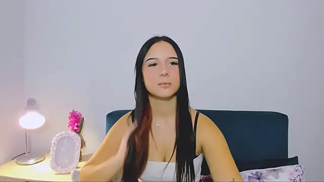 TaliaAdorable online show from 11/19/25, 05:57