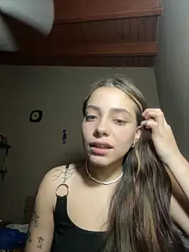 Snapshot of Marquis77 chatting on 10/19/25, 01:06 Marquis77 online show from 10/19/25, 01:06