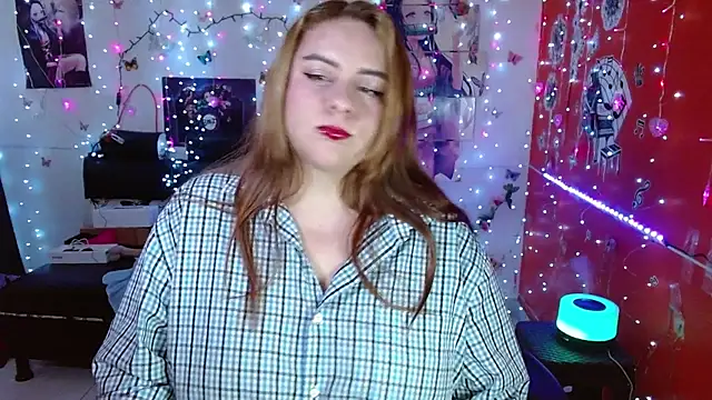 Snapshot of carol_20 chatting on 10/14/25, 02:01 carol 20 online show from 10/14/25, 02:01