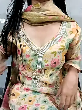 Daizy Shah online show from 05/10/26, 04:45