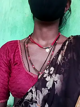 Snapshot of Fasfas2 chatting on 09/18/25, 06:15 Fasfas2 online show from 09/18/25, 06:15