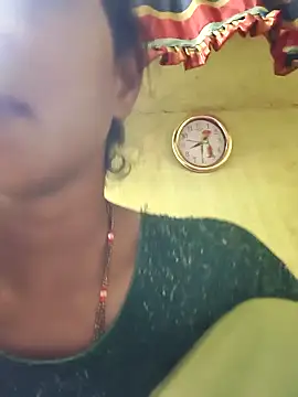 Snapshot of Fasfas2 chatting on 10/13/25, 01:05 Fasfas2 online show from 10/13/25, 01:05