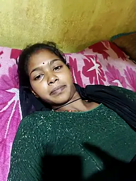 Snapshot of Fasfas2 chatting on 10/15/25, 05:18 Fasfas2 online show from 10/15/25, 05:18