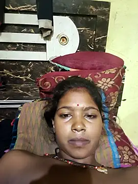 Snapshot of Fasfas2 chatting on 10/17/25, 01:31 Fasfas2 online show from 10/17/25, 01:31