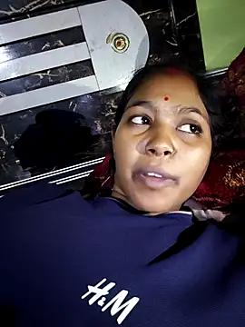 Snapshot of Fasfas2 chatting on 10/28/25, 01:25 Fasfas2 online show from 10/28/25, 01:25