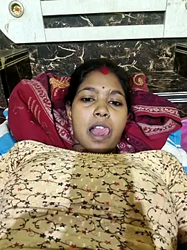 Snapshot of Fasfas2 chatting on 10/30/25, 12:50 Fasfas2 online show from 10/30/25, 12:50